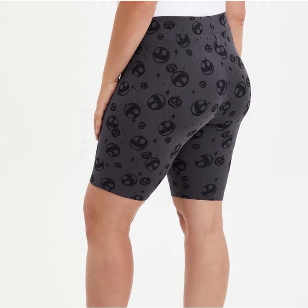 Torrid nightmare before Christmas disney Jack skellington NWT biker shorts 2X - Picture 2 of 8